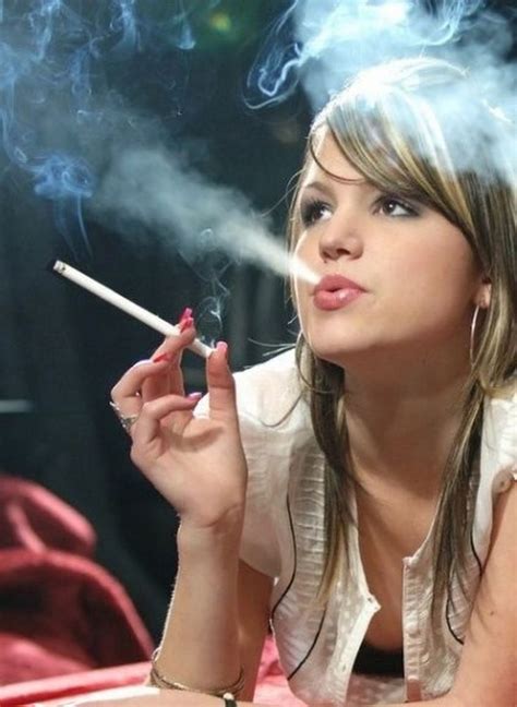 Free Smoking Models Porn Videos (1,128)